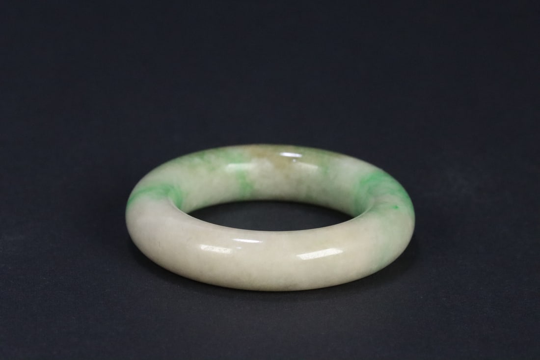 An Exquisite Jadeite Bracelets - 6