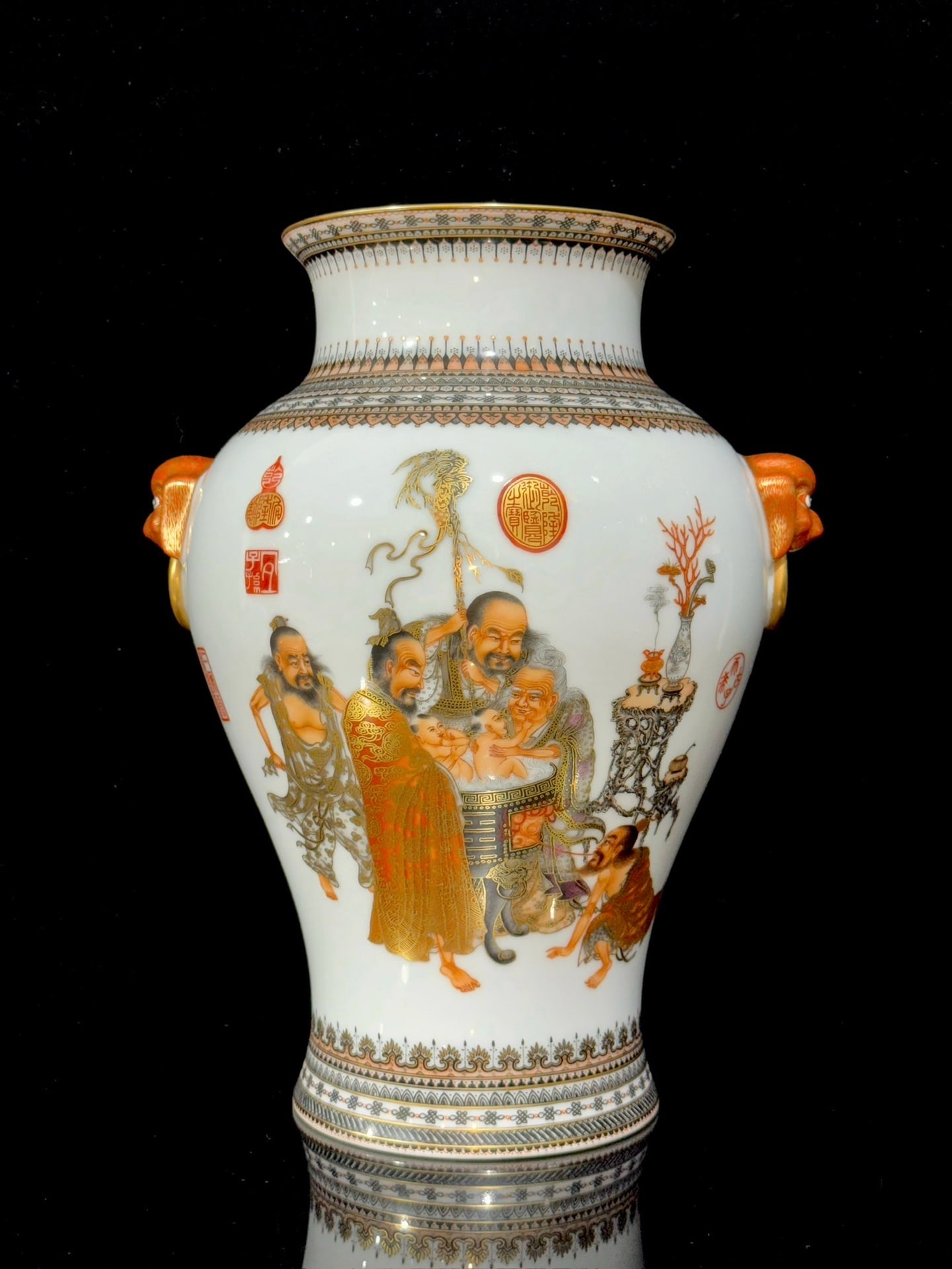 An Exquisite Ink Color Iron-Red Painted Gold Character and Story Pattern with poem Double-Ears Vase: An Exquisite Ink Color Iron-Red Painted Gold Character and Story Pattern with poem Double-Ears Vase Qing Dynasty, China Qianlong Six-character Mark Size:12inx9.3in墨彩矾红ÿ