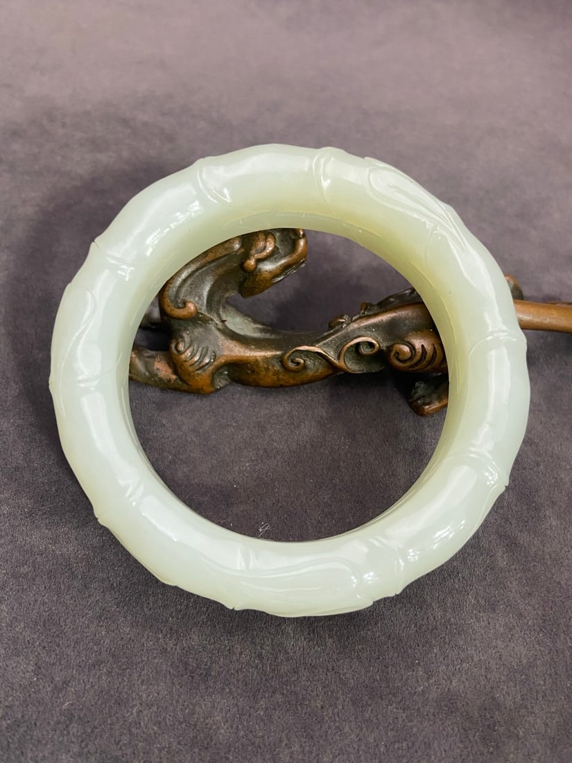 An Exquisite White Jade Bracelets - 5