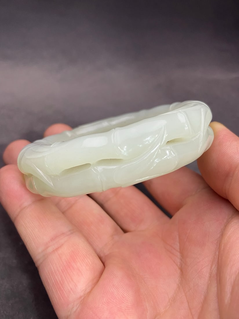 An Exquisite White Jade Bracelets - 8