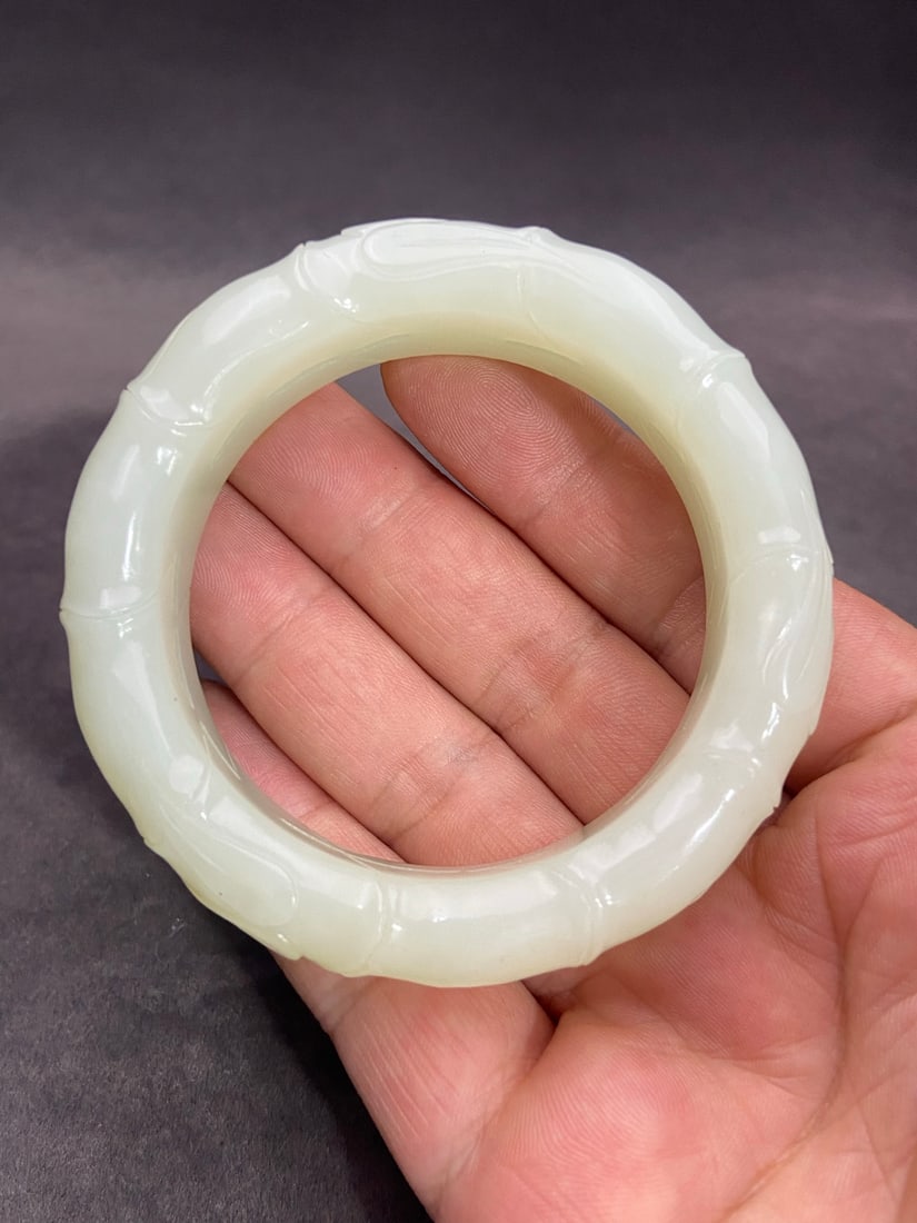 An Exquisite White Jade Bracelets - 9