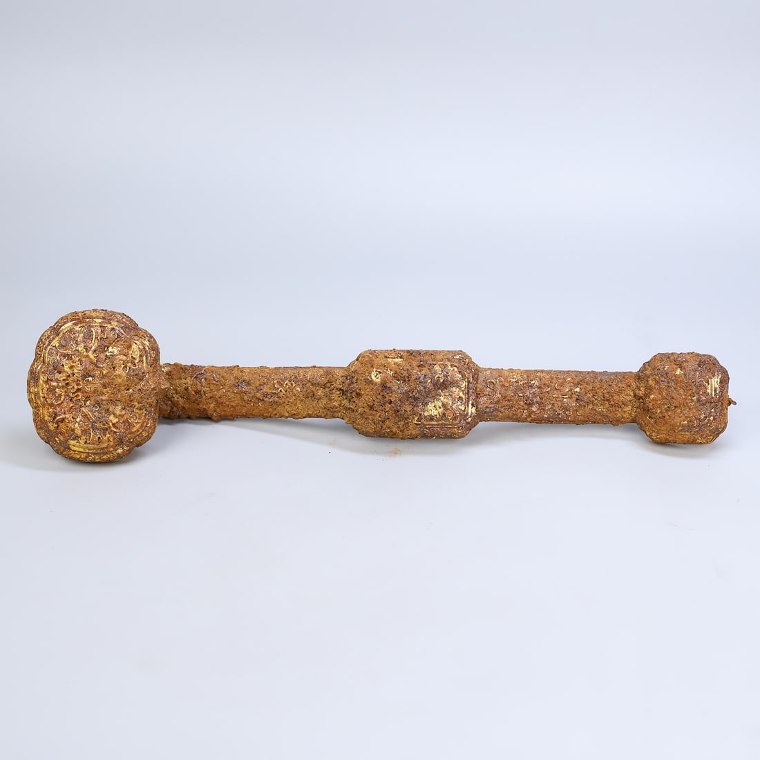 An Exquisite Gilt Bronze Ru yi: An Exquisite Gilt Bronze Ru yi Qing Dynasty, China Qianlong Four-character Mark Size:18.9inx3.9in Weight:1220g铜鎏金浮雕如意一把