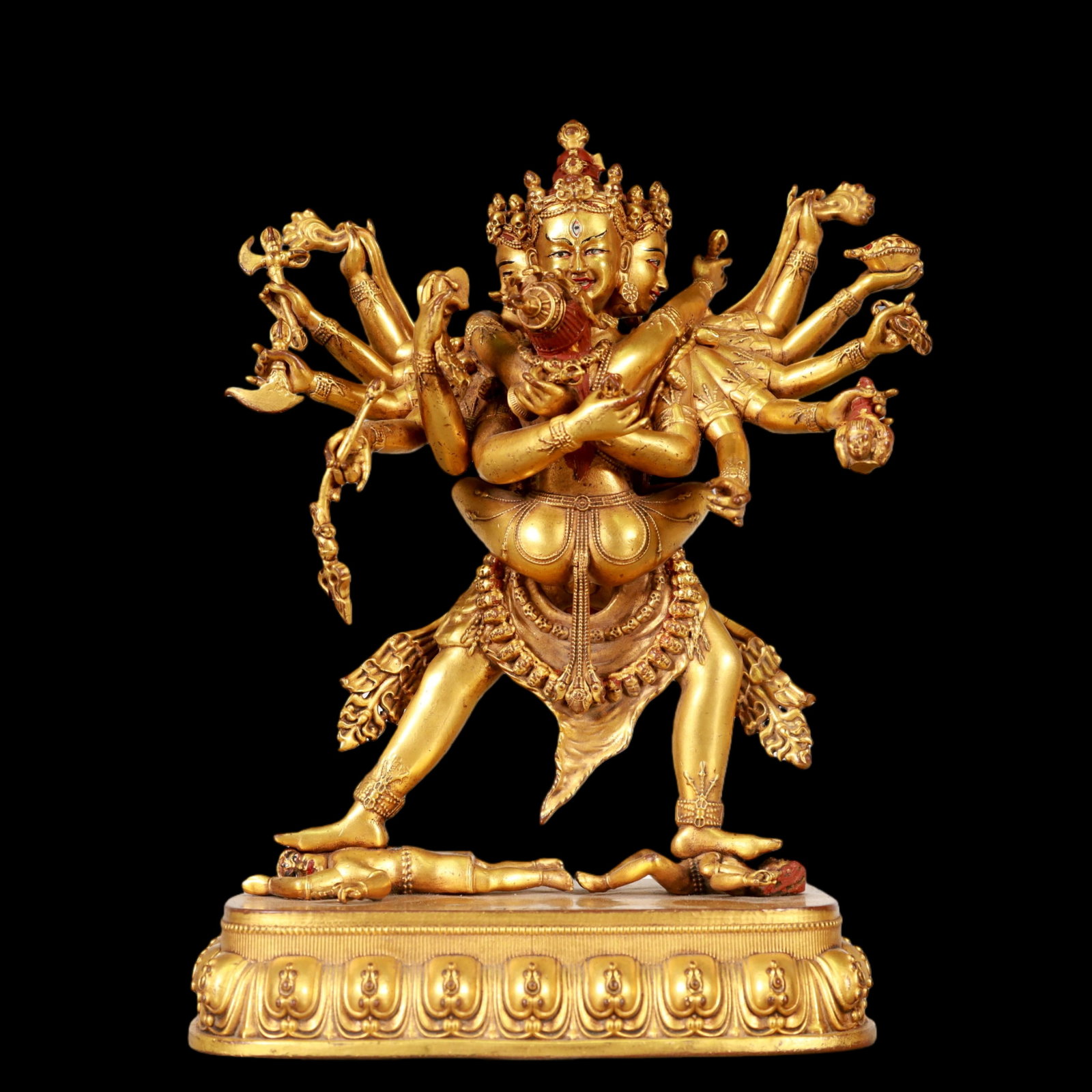 A Exquisite Gilt Bronze Statue of Vajra Buddha statue: A Exquisite Gilt Bronze Statue of Vajra Buddha statue Qing Dynasty, China Kangxi Six-character Mark Size:6.3inx3.9inx9.1in