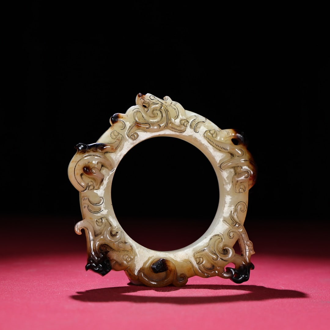 An Exquisite White Jade Dragon Pattern Pendant - 4