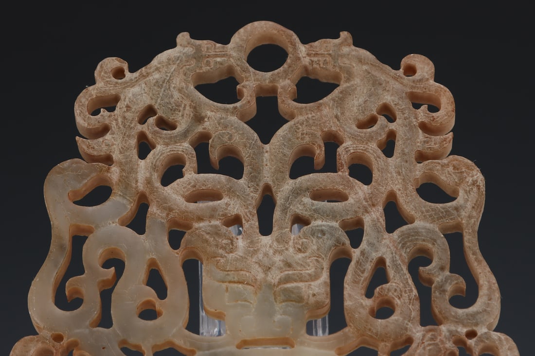 An Exquisite White Jade Beast-Face Pattern Figure Pattern Ornament - 4