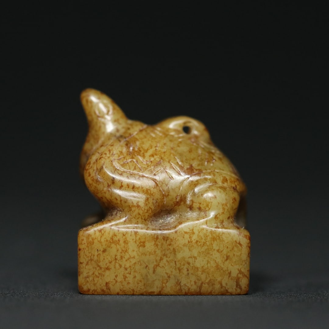 An Exquisite White Jade Turtle Seal (1 of 9)