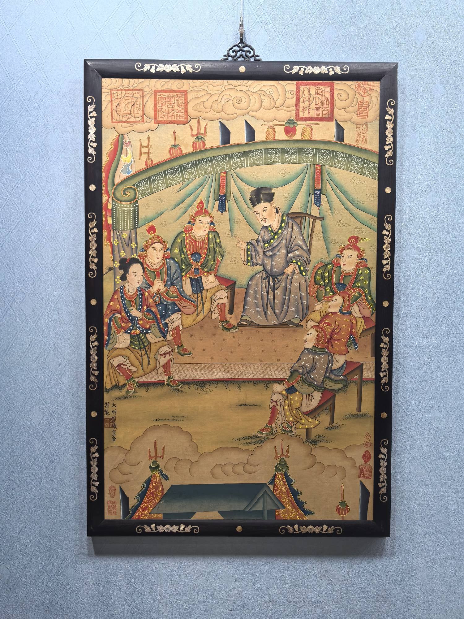 A Chinese Ink Painting of Character and Story on Silk With Frame: A Chinese Ink Painting of Character and Story on Silk With Frame Zhu youjian Size:29.7inx45.7in朱由检人物 绢本画框Size:75.5cmx116.2cm