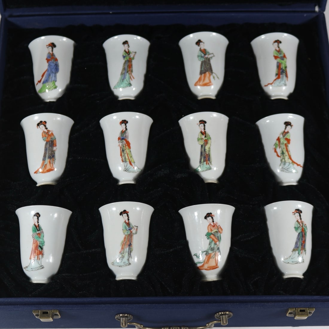 A Set of Fine Wucai Figure Pattern with poem Cup (1 of 9)