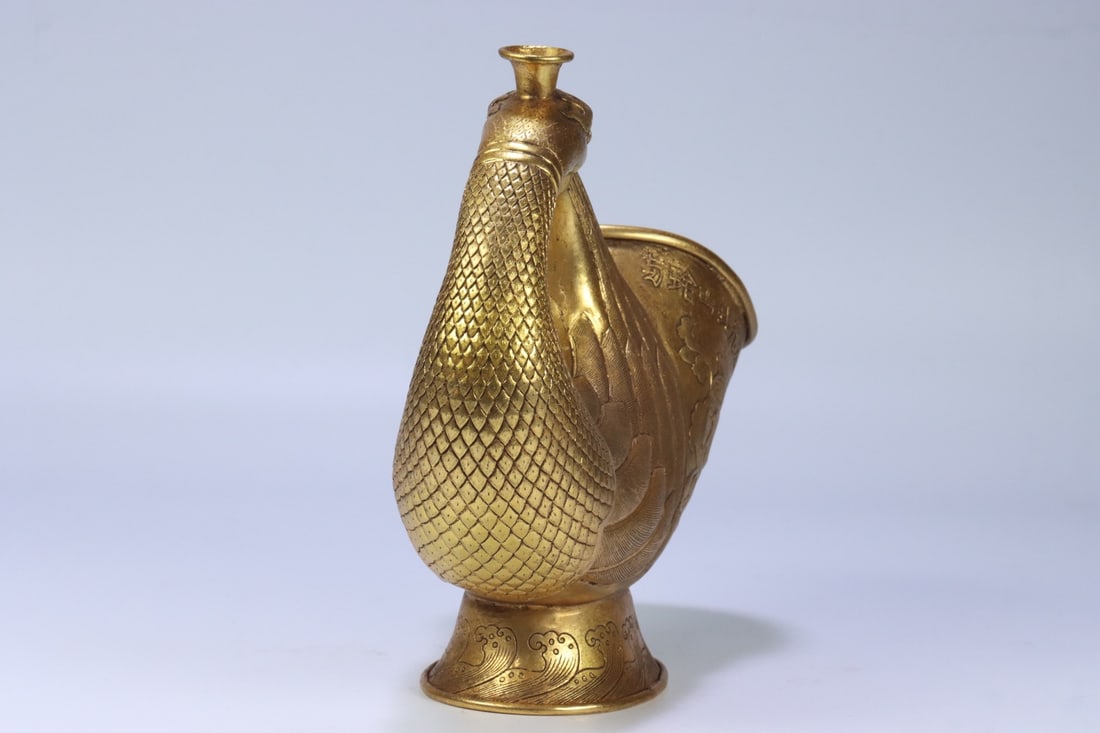 An Exquisite Gilt Bronze Phoenix Pattern Ewer - 5