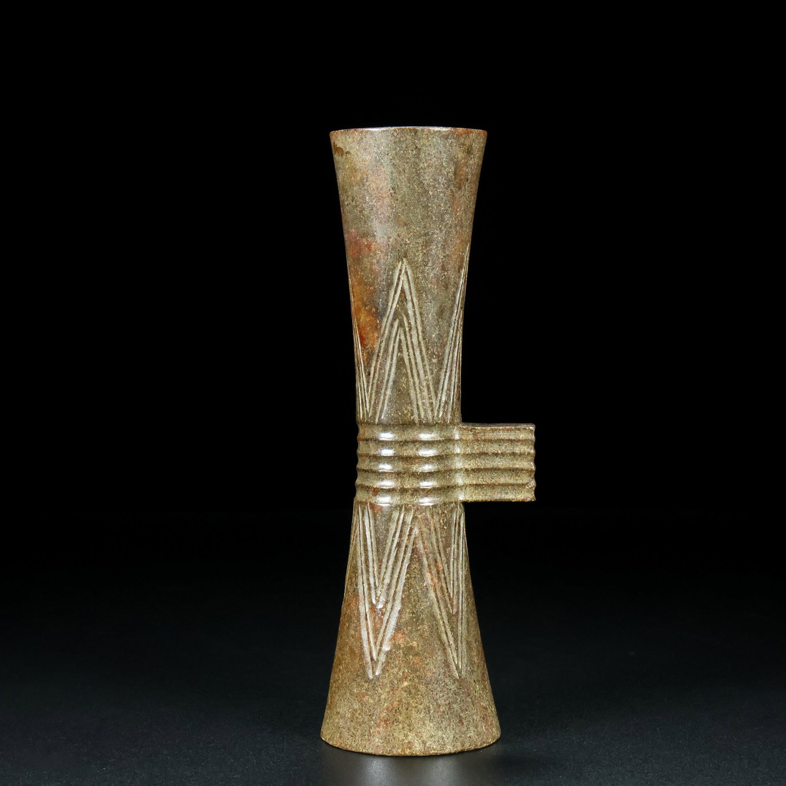 An Exquisite White Jade Vase - 3
