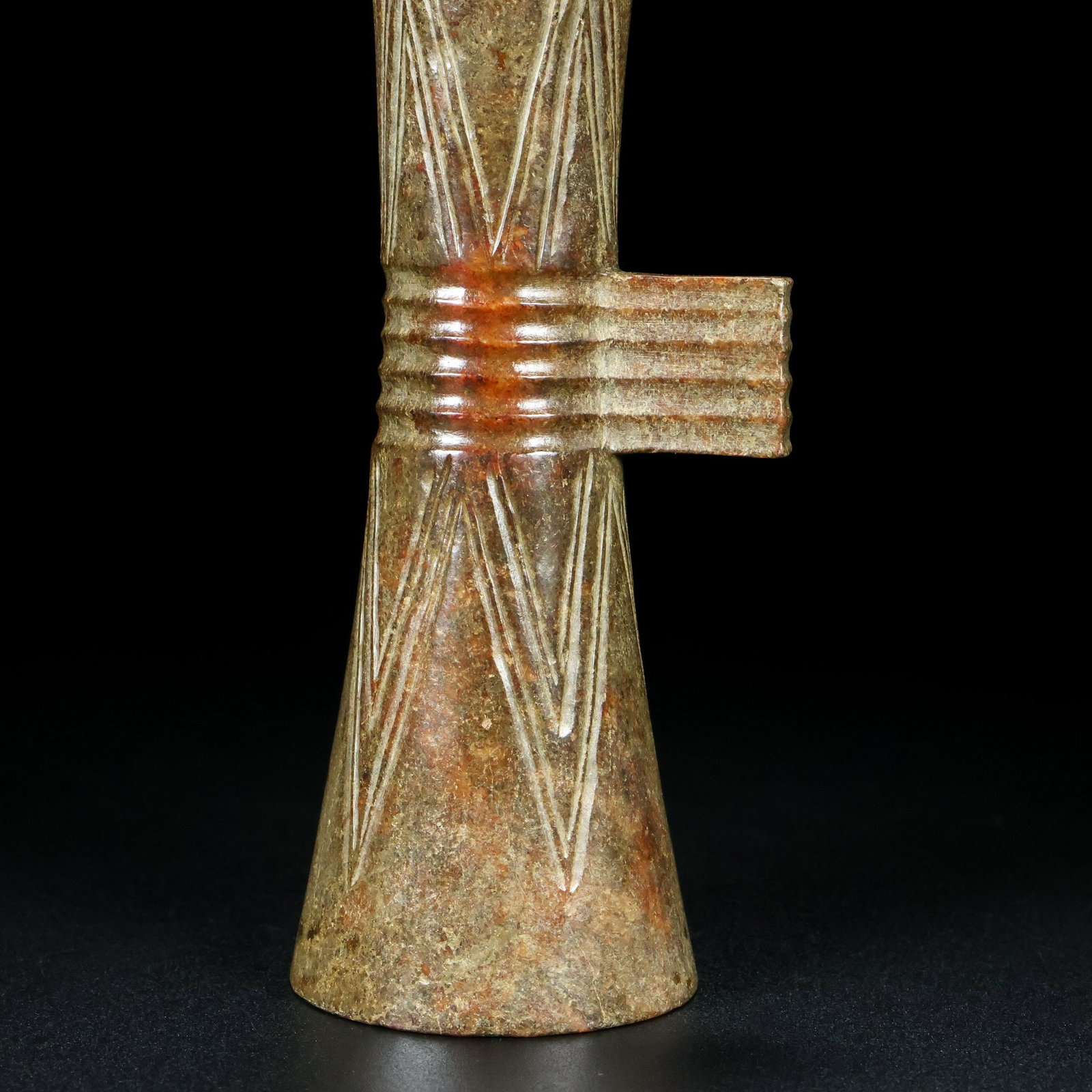 An Exquisite White Jade Vase - 6
