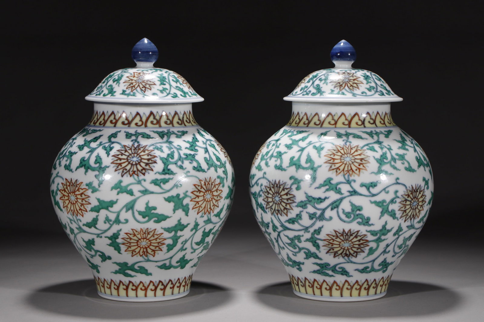 An Exquisite Doucai Lotus Pattern Jar: An Exquisite Doucai Lotus Pattern Jar Qing Dynasty, China Daoguang Six-character Mark Size:10.6in斗彩缠枝莲花卉盖罐