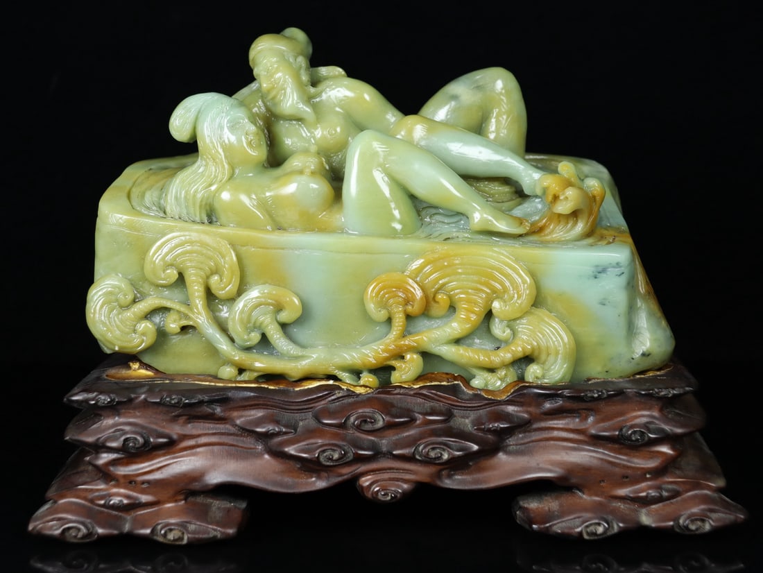 An Exquisite Shoushan Stone Character and Story Pattern Ornament: An Exquisite Shoushan Stone Character and Story Pattern Ornament Qing Dynasty, China Size:8.7inx6.7inx4.7in Weight:2470g寿山石人物摆件