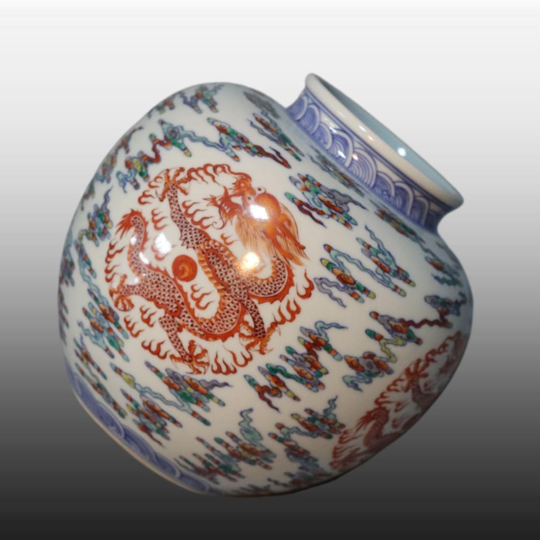 A Exquisite Doucai Dragon Pattern Jar - 7