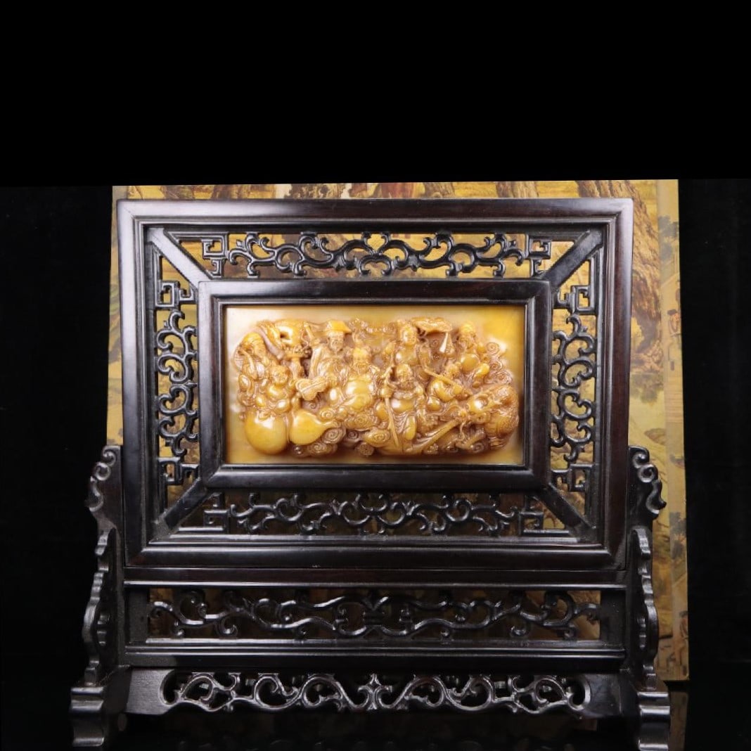 A Exquisite Shoushan Stone Figures Pattern Screen: A Exquisite Shoushan Stone Figures Pattern Screen,Qing Dynasty, China,Size:6inx3.3in,Weight:1320g 寿山石人物纹屏风,中国清代