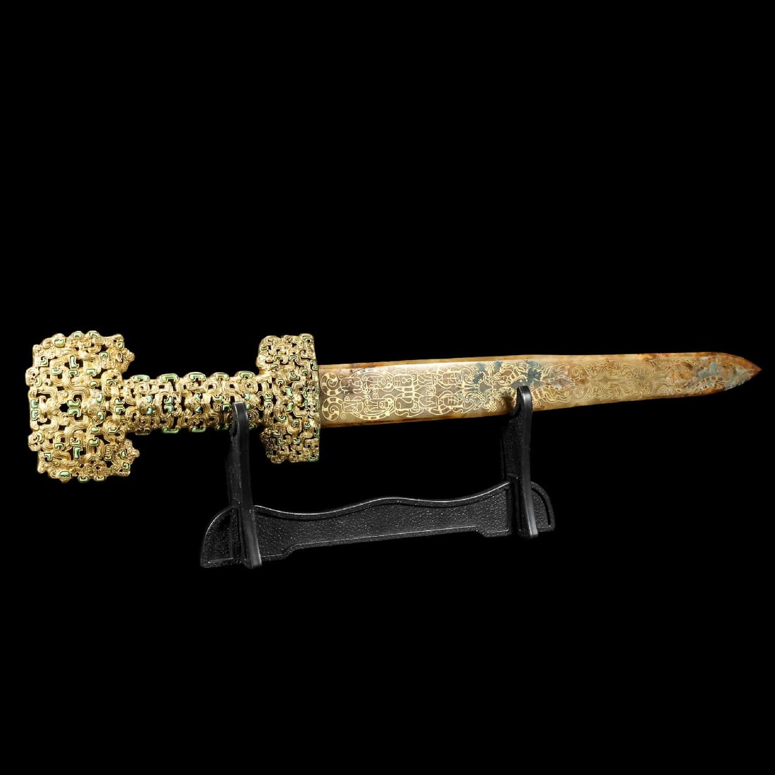 A Exquisite Hotan Jade Gold-inlaid Sword: A Exquisite Hotan Jade Gold-inlaid Sword,Han Dynasty, China,Size:24inx3.9inx1in,Weight:912g 和田玉错金剑,中国汉代