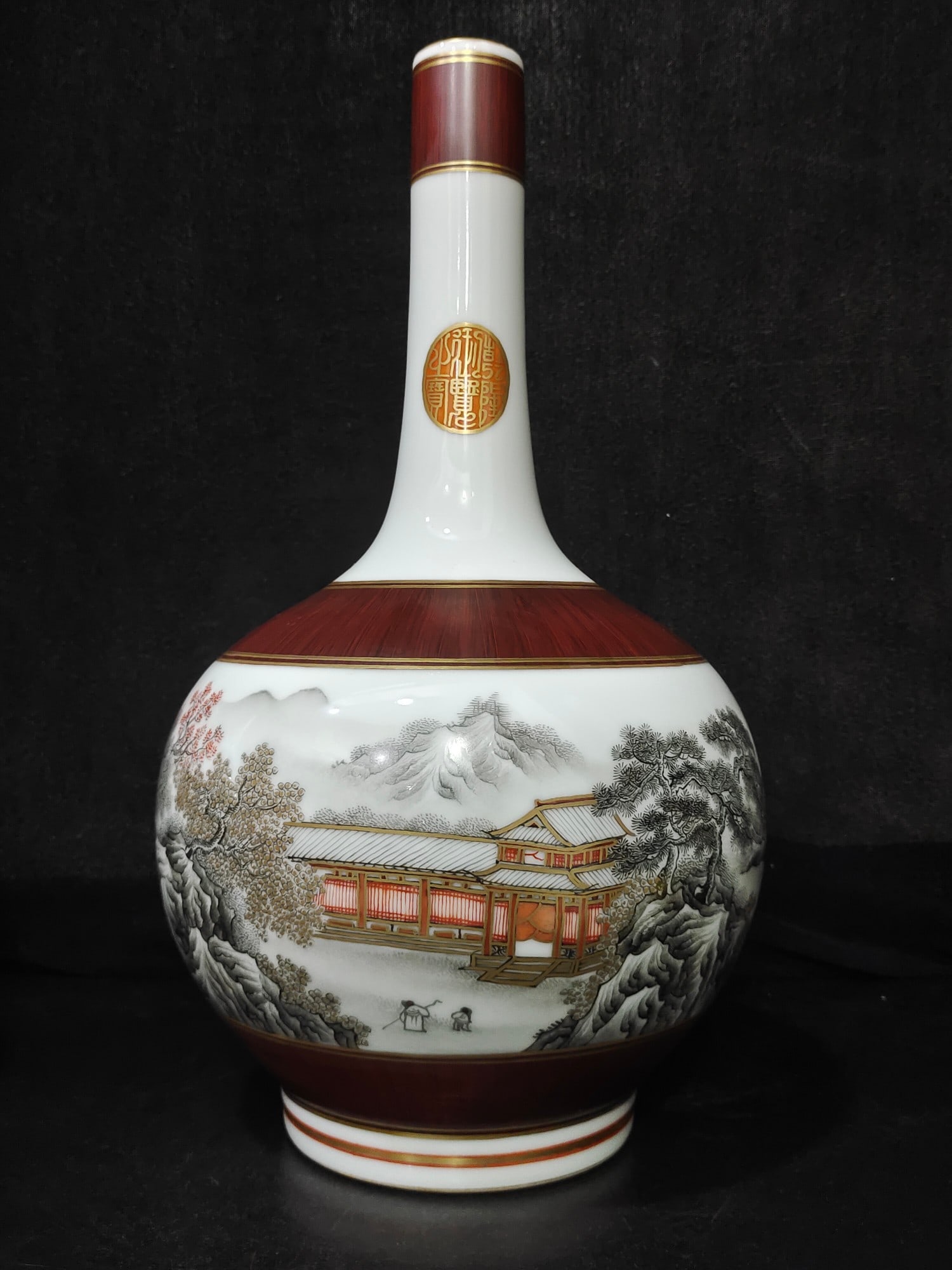 A Exquisite Imitation Wood Grain Glazed Painted Gold Ink Color Landscape Pattern Vase: A Exquisite Imitation Wood Grain Glazed Painted Gold Ink Color Landscape Pattern Vase,Qing Dynasty, China,Qianlong Six-character Mark,Size:14.6inx8.7inx1.6in