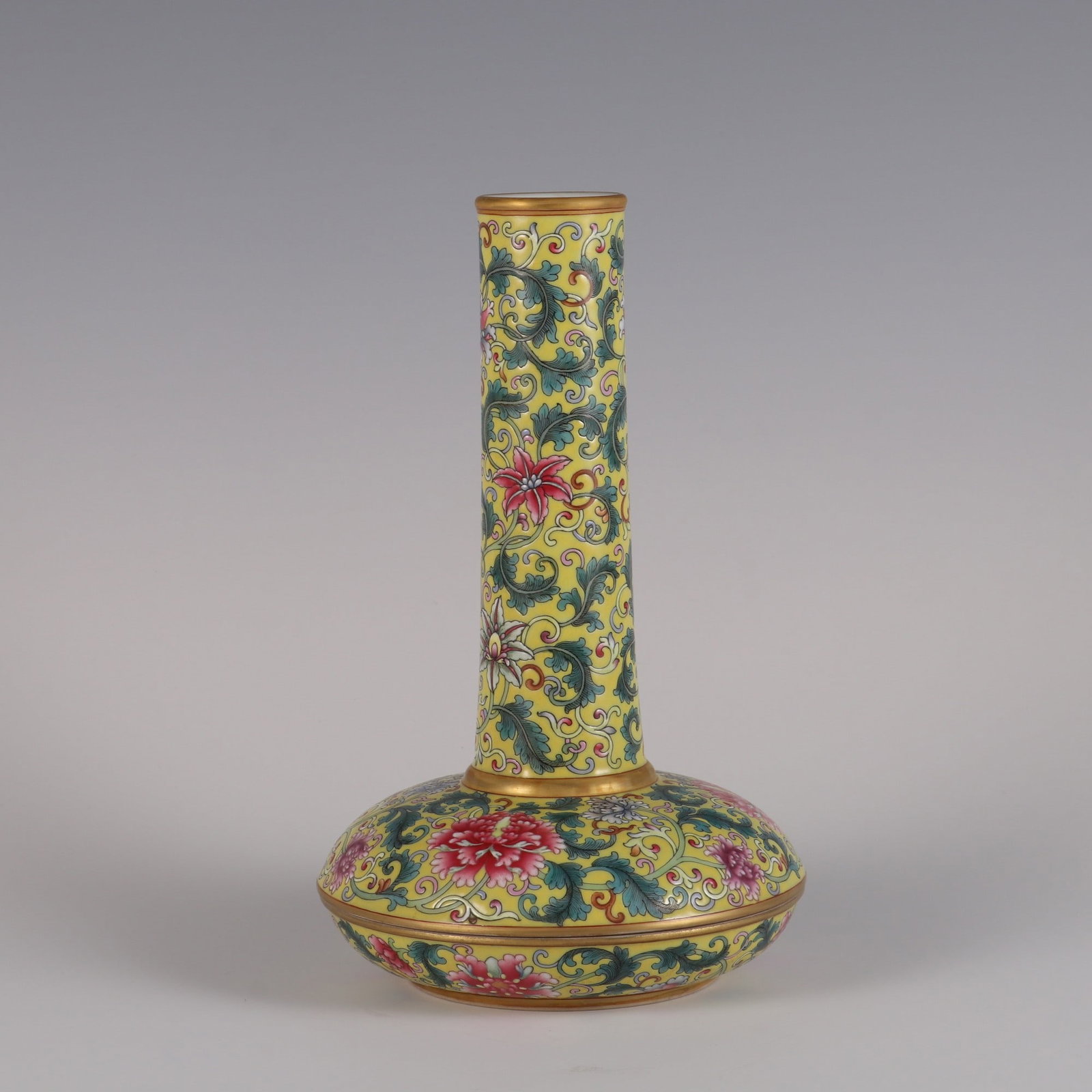 A Exquisite Yellow Ground Famille-Rose Lotus Pattern Vase: A Exquisite Yellow Ground Famille-Rose Lotus Pattern Vase,Qing Dynasty, China,Qianlong Six-character Mark,Size:9.4inx5.9inx1.8in