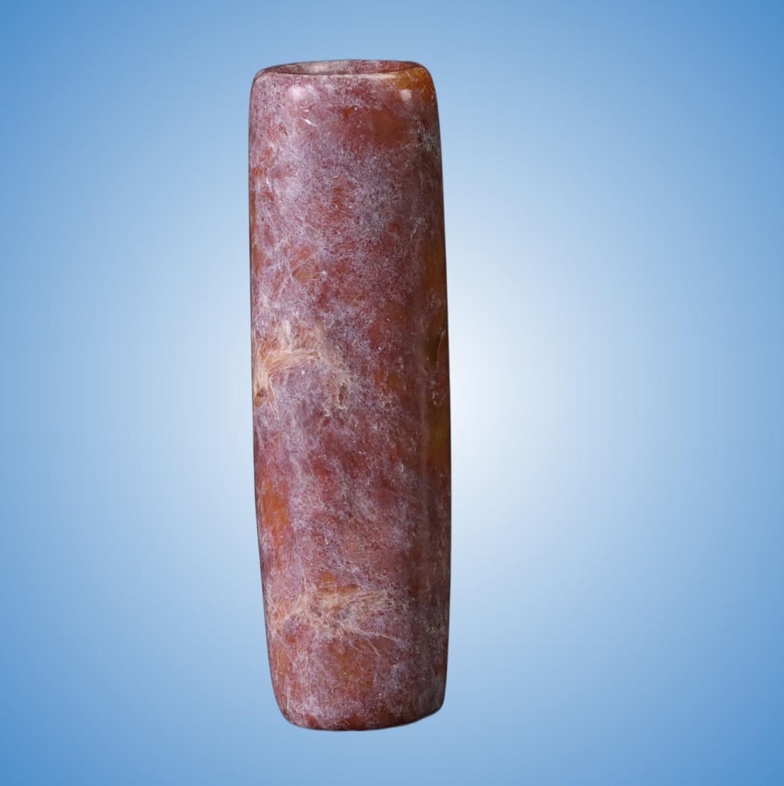 A Exquisite Gaogu Jade Handheld Carving: A Exquisite Gaogu Jade Handheld Carving,Ancient Time, China,Size:2.5inx0.7in,Weight:44g 高古玉手把件,远古时期