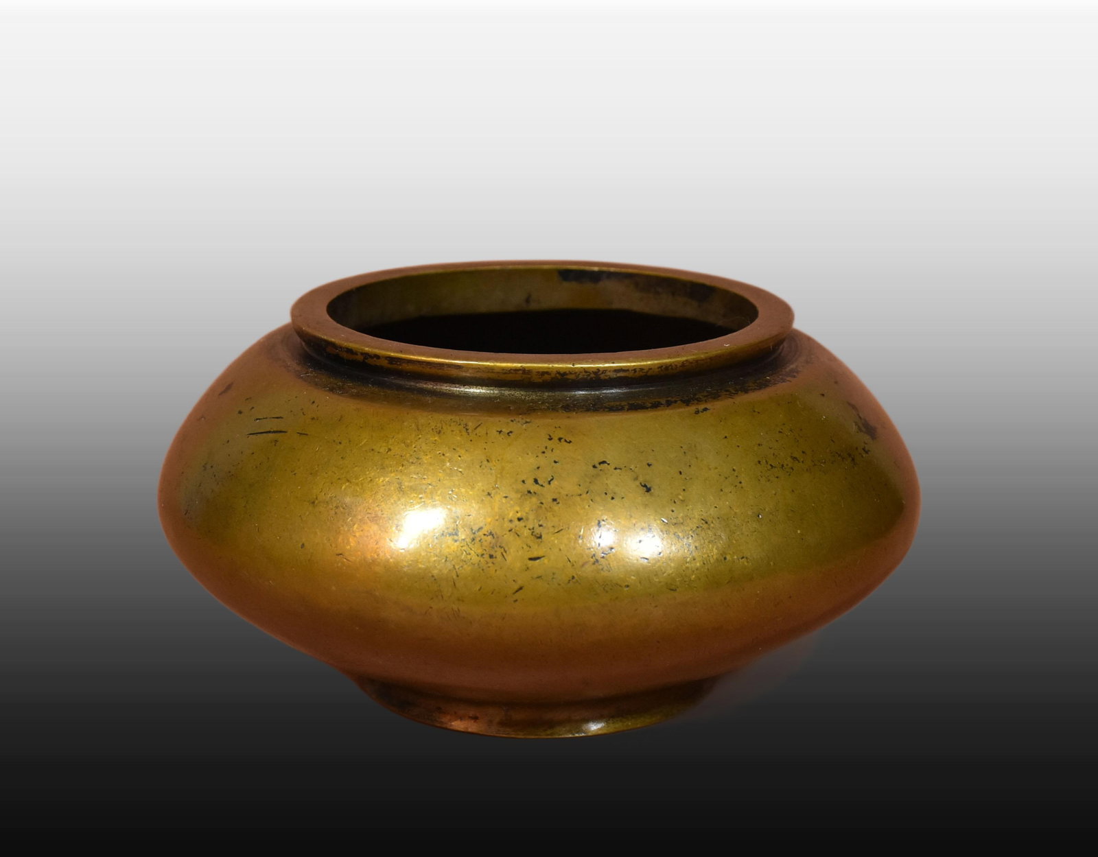 A Exquisite Gilt Bronze Vat - 6