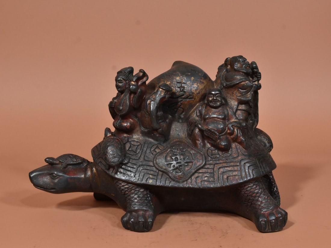 A Exquisite Coppery Tortoise Ornament - 2