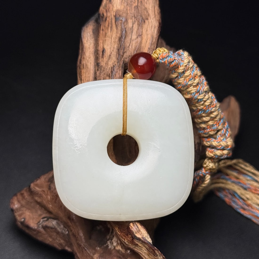 A Exquisite Hotan Jade Square Jade Pendant: A Exquisite Hotan Jade Square Jade Pendant,Qing Dynasty, China,Size:2inx2inx0.5in,Weight:72g 和田玉方形玉佩,中国清代