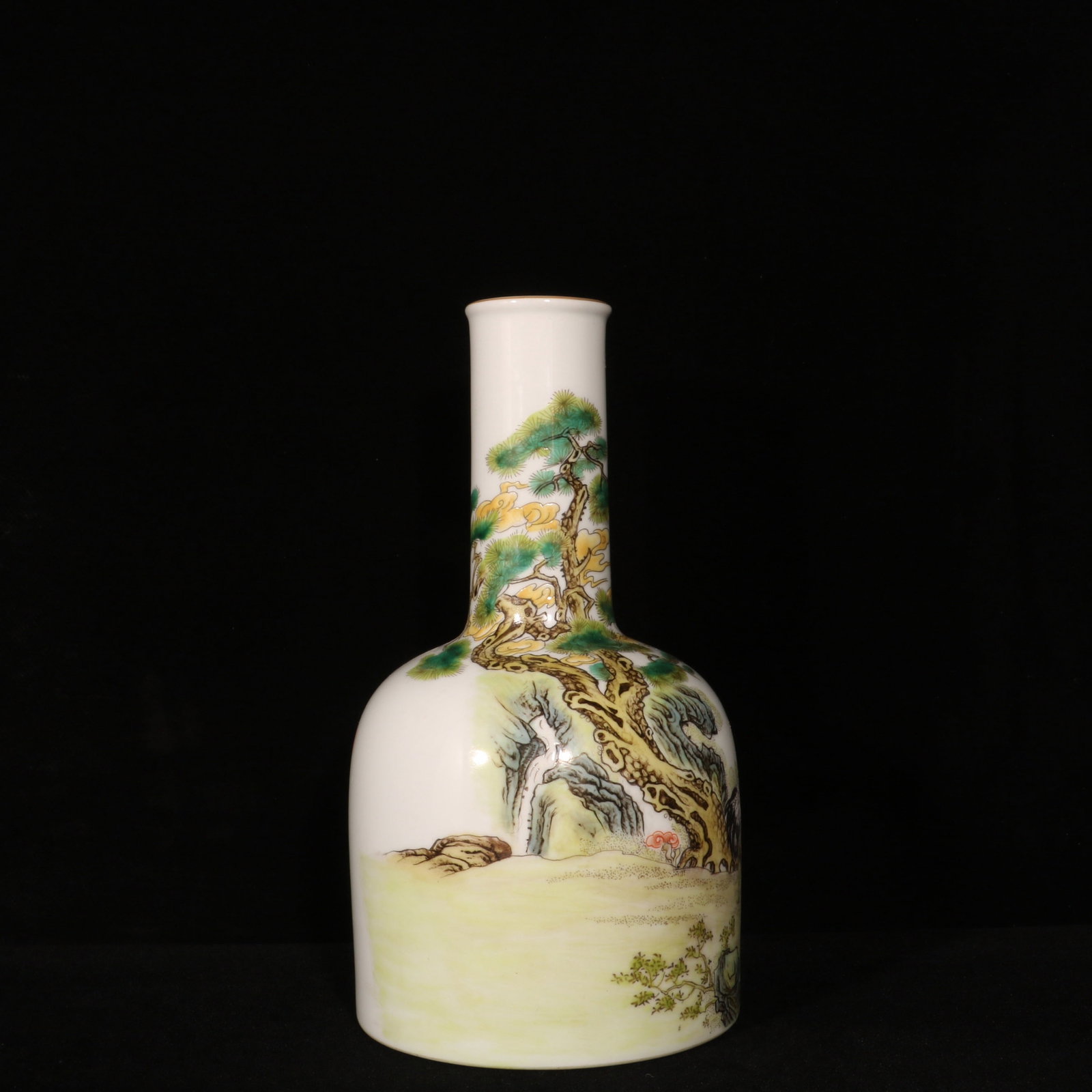 A Exquisite Enamel Pine and Crane Pattern Vase - 6