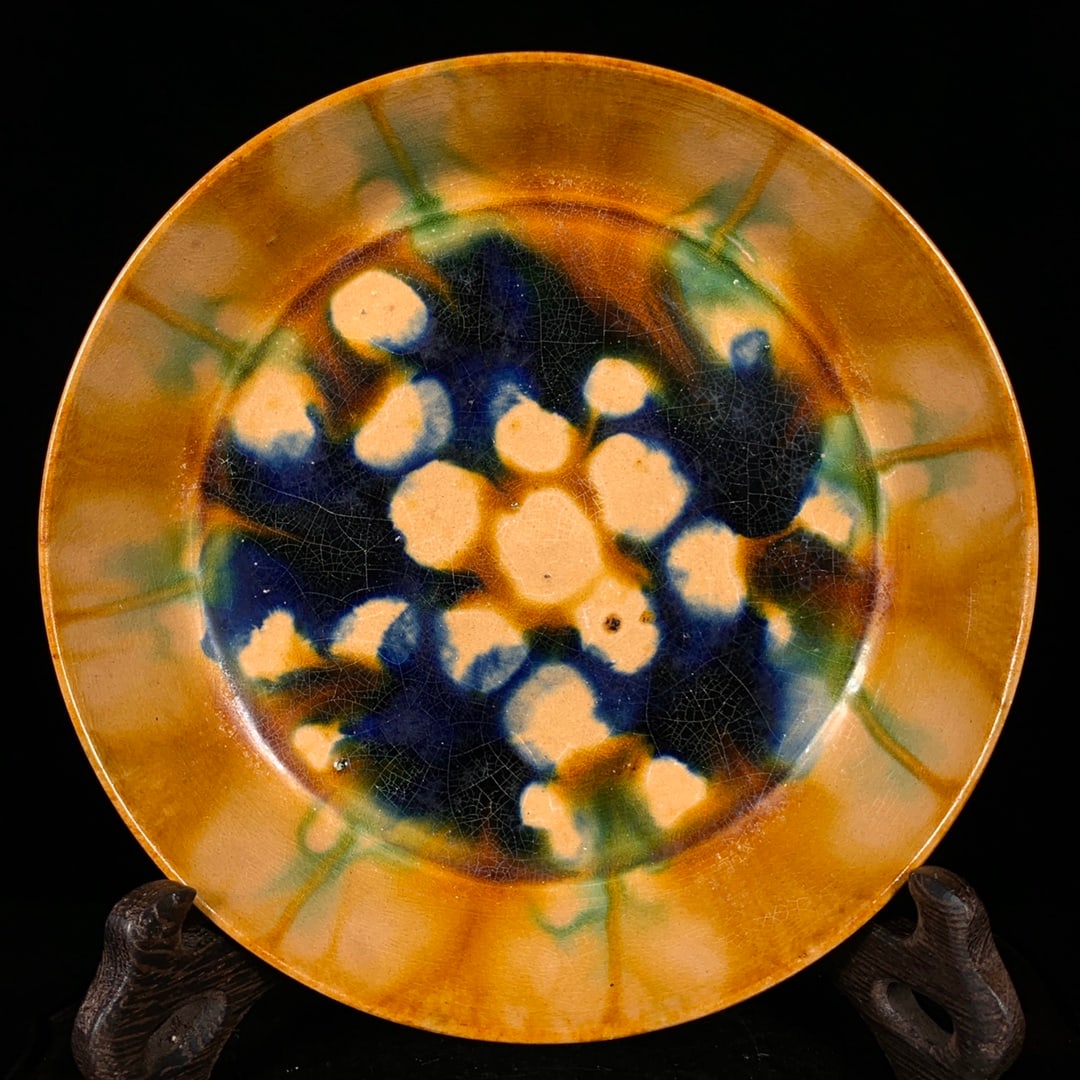 A Exquisite Tang Tri-Color Glazed Pottery Brush Washer: A Exquisite Tang Tri-Color Glazed Pottery Brush Washer,Tang Dynasty, China,Size:1.6inx5.9in 唐三彩笔洗,中国唐代