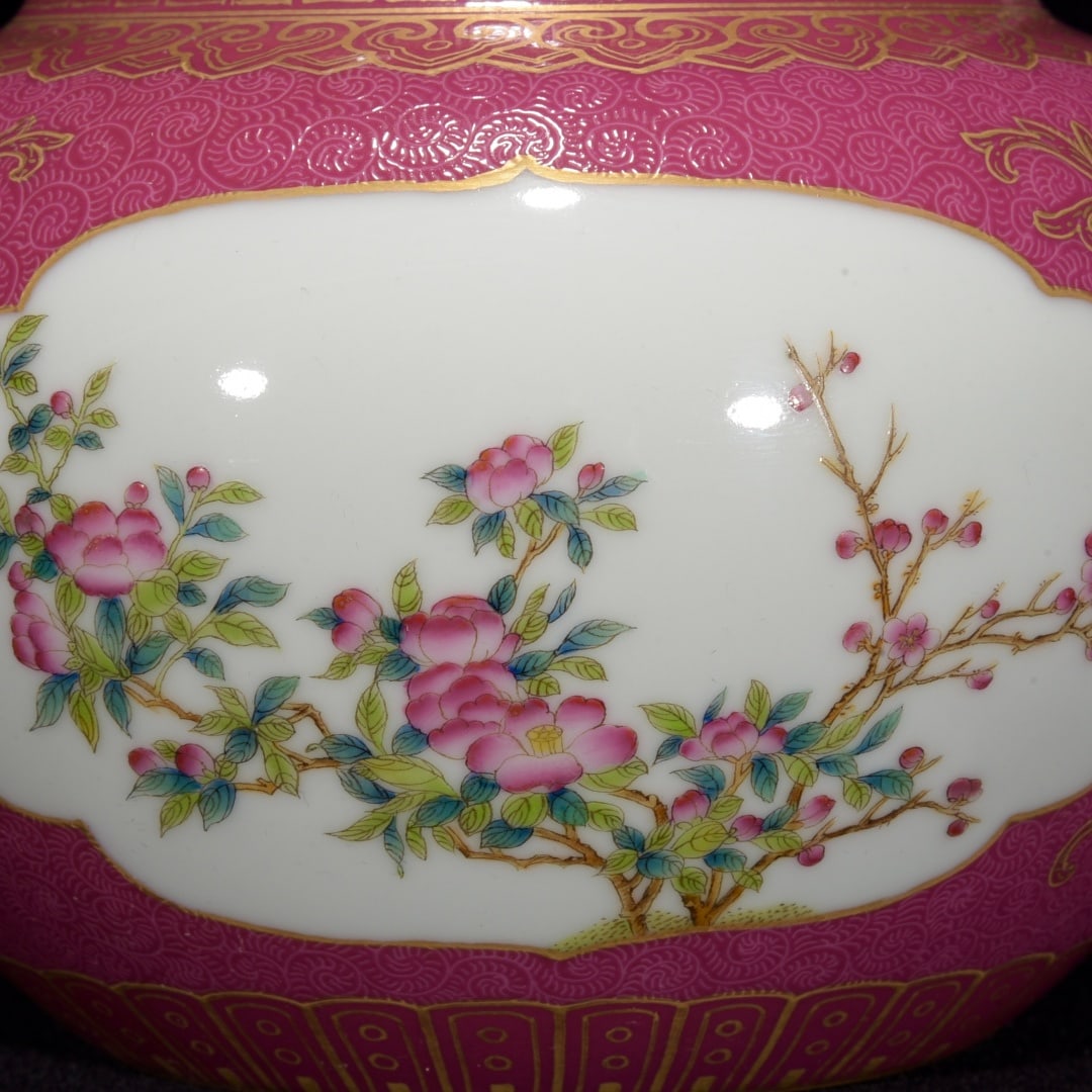 A Exquisite Ruby Red-Glazed Gilt Flower and Bird Pattern Jar - 5
