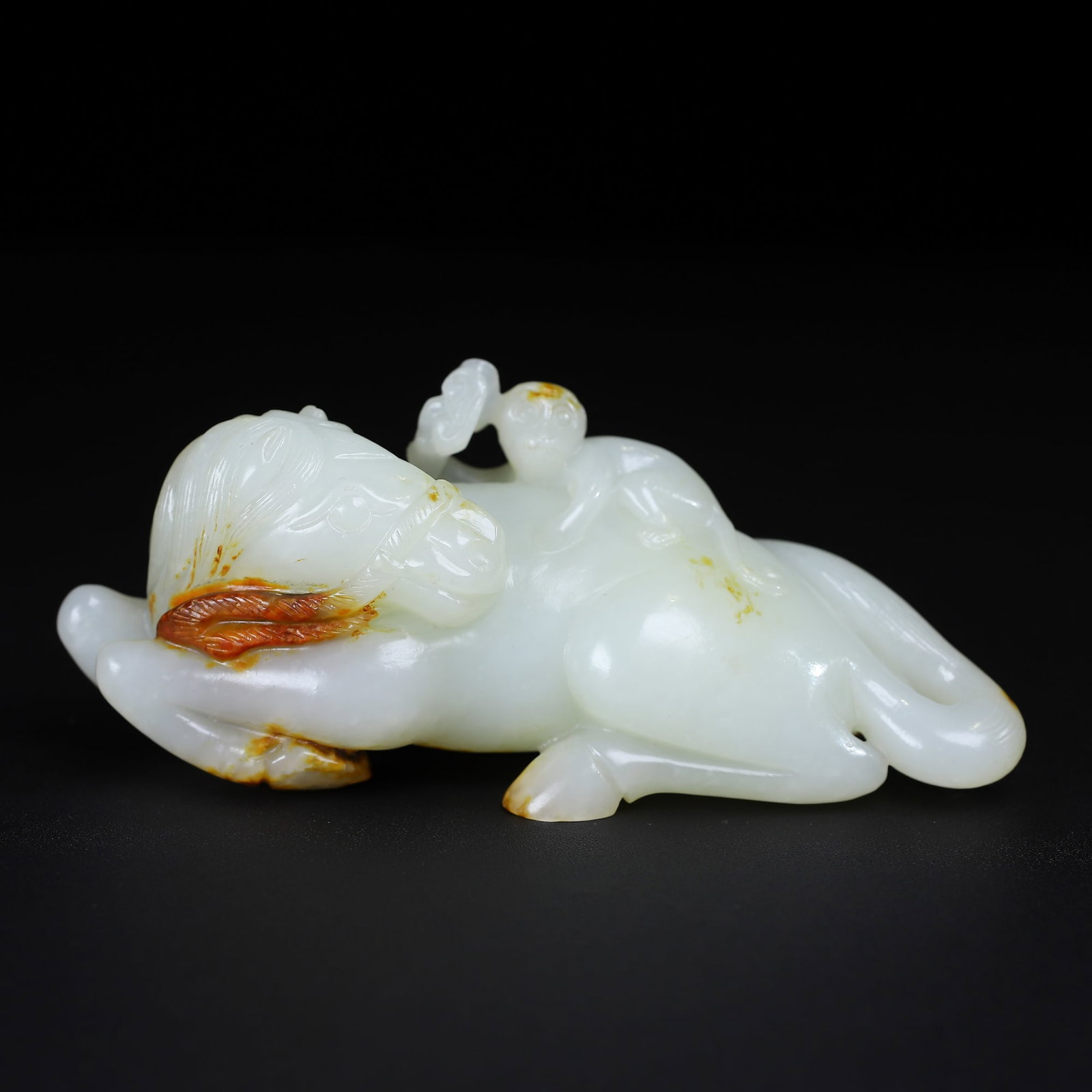 A Exquisite Hotan Jade Horse Ornament: A Exquisite Hotan Jade Horse Ornament,Ming Dynasty, China,Size:5inx1.6inx2.1in,Weight:278.7g 和田玉马摆件,中国明代
