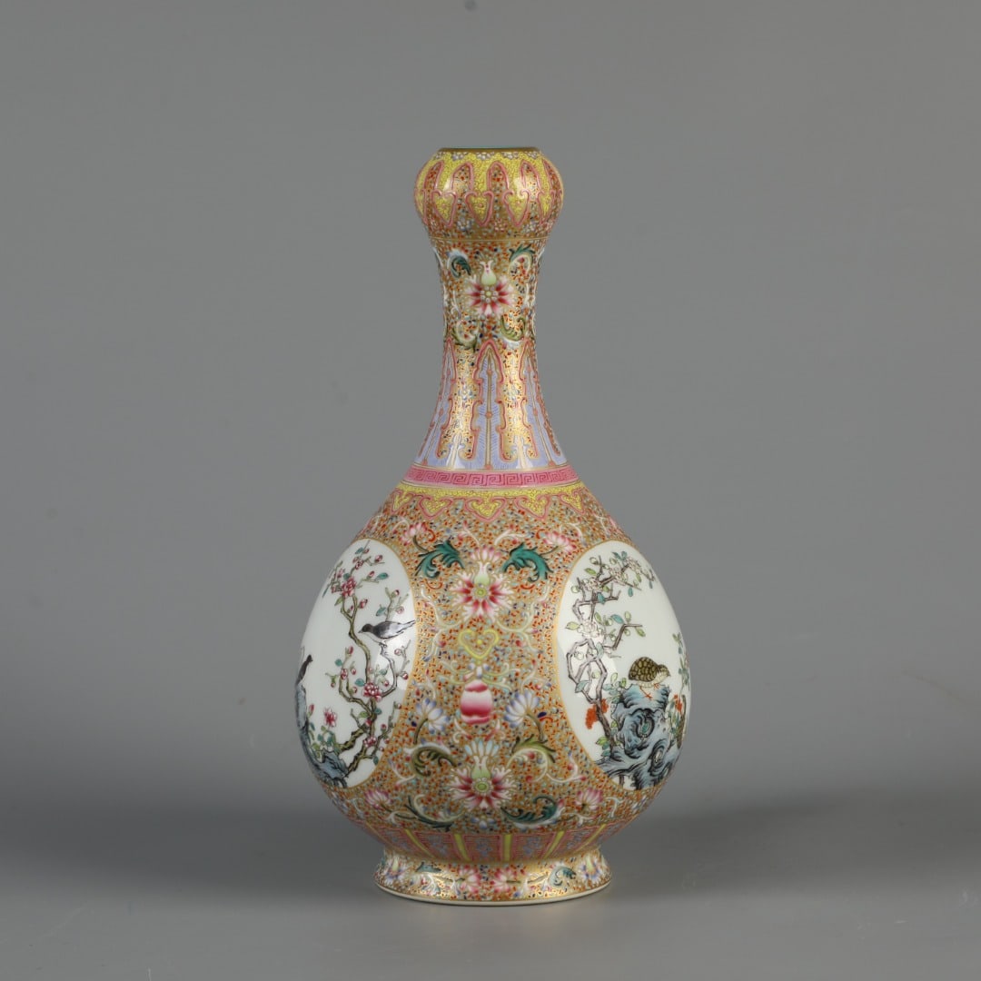 A Exquisite Enamel Flower and Bird Pattern Vase - 4