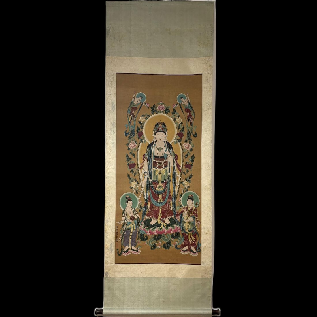 A Chinese Vertical Scroll Ink Buddha Painting on Silk: A Chinese Vertical Scroll Ink Buddha Painting on Silk,Modern Time of China,Zhang Daqian,without frame size:53.5inx24.4in