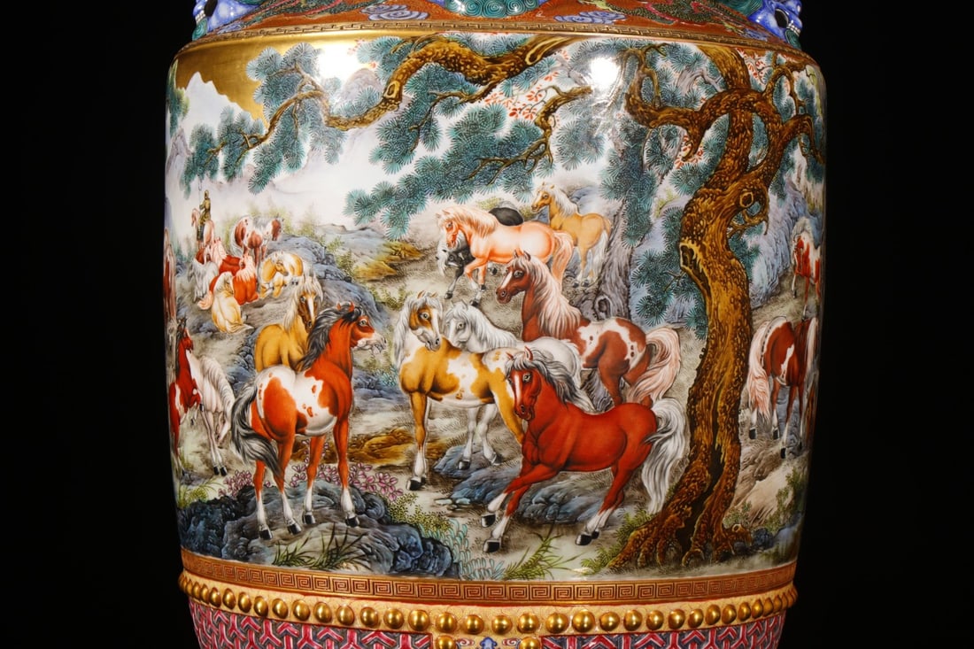 A Exquisite Enamel Lotus Pattern Horse Pattern Vase - 2