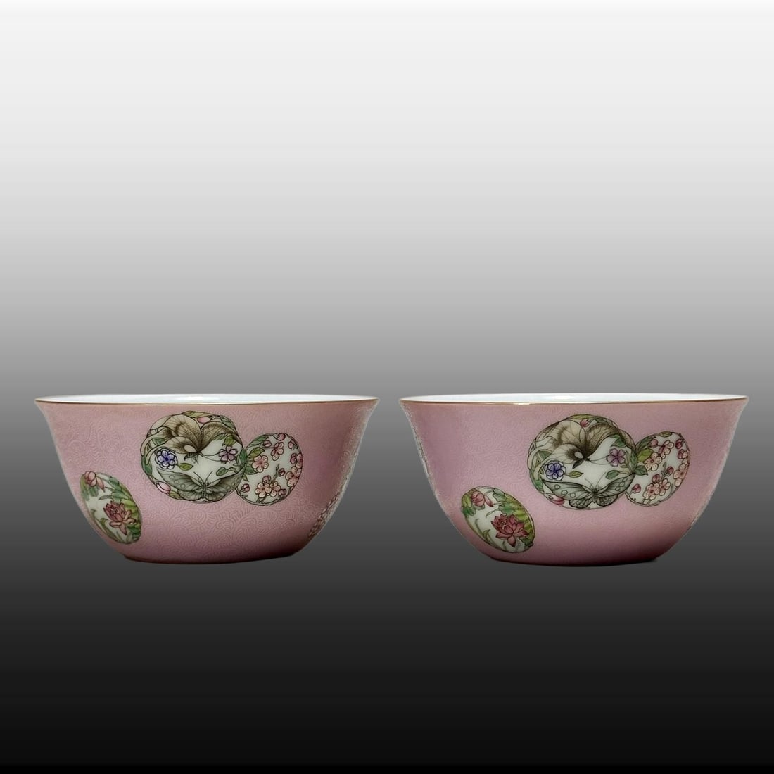 A pair of Exquisite Enamel Flower and Butterfly Pattern Cup: A pair of Exquisite Enamel Flower and Butterfly Pattern Cup,Qing Dynasty, China,Qianlong Four-character Mark,Size:1.8inx3.9inx1.9in