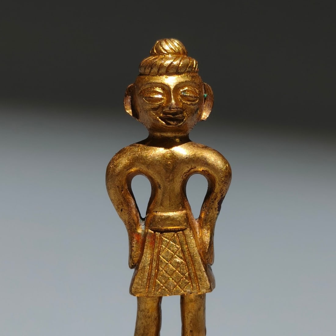 A Exquisite Gilt Bronze Figures Seal - 2