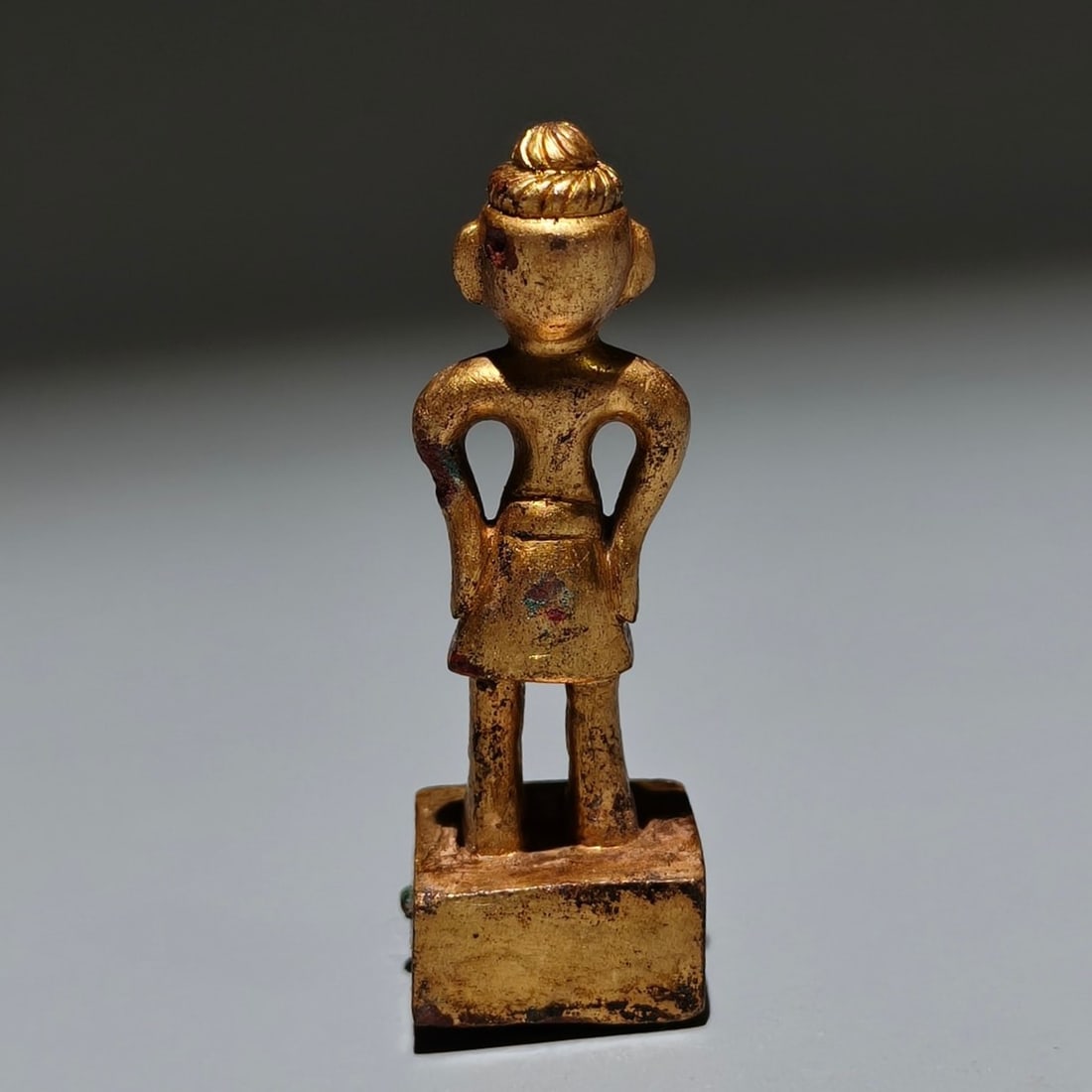 A Exquisite Gilt Bronze Figures Seal - 6