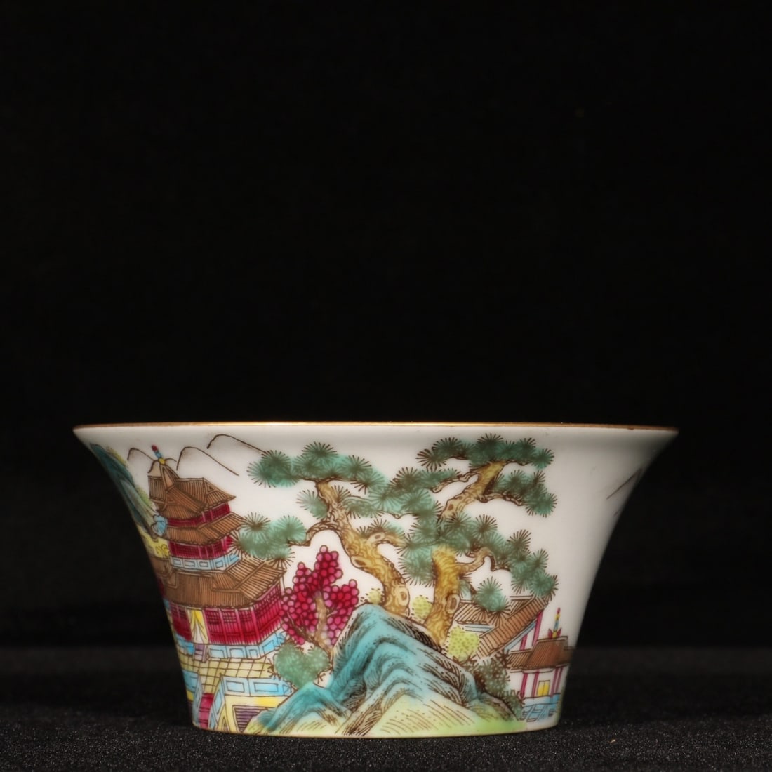 A Exquisite Enamel Landscape Pattern Cup - 2