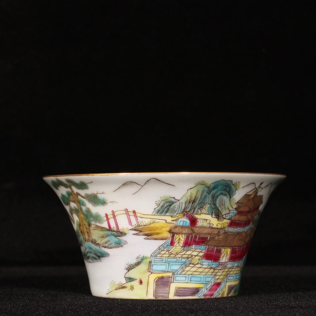 A Exquisite Enamel Landscape Pattern Cup - 3