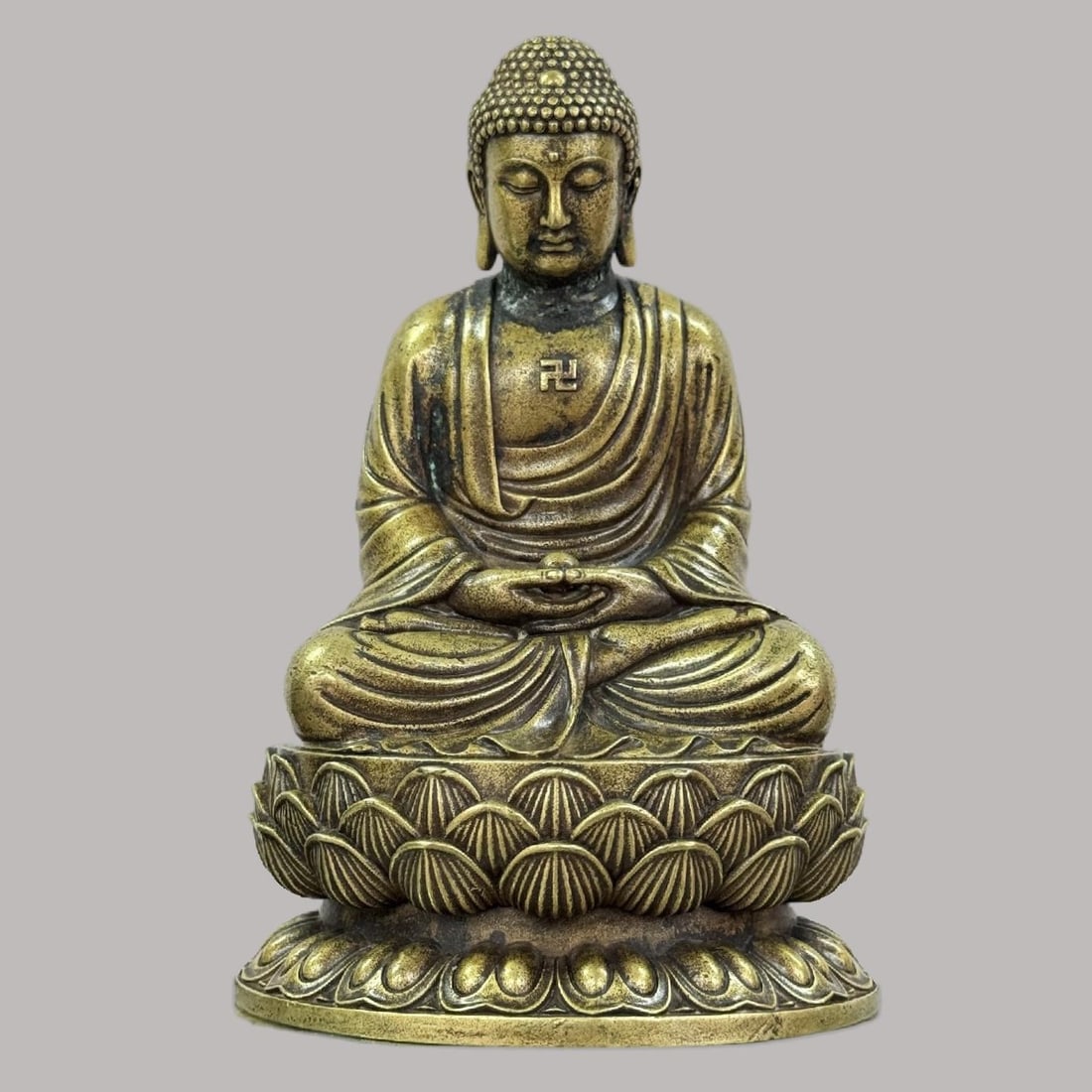 A Exquisite Copper Buddha Statue Ornament (1 of 8)