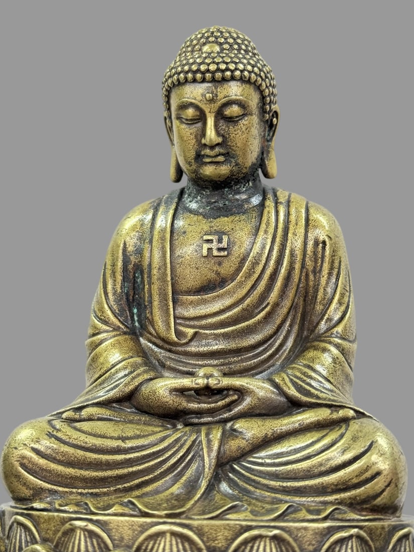 A Exquisite Copper Buddha Statue Ornament - 2