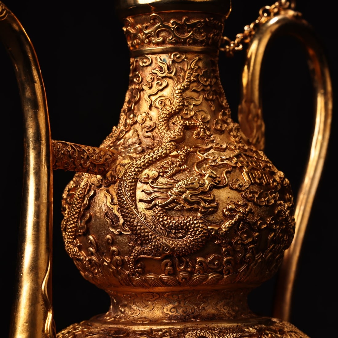 A Exquisite Gilt Bronze Dragon Pattern Ewer - 6