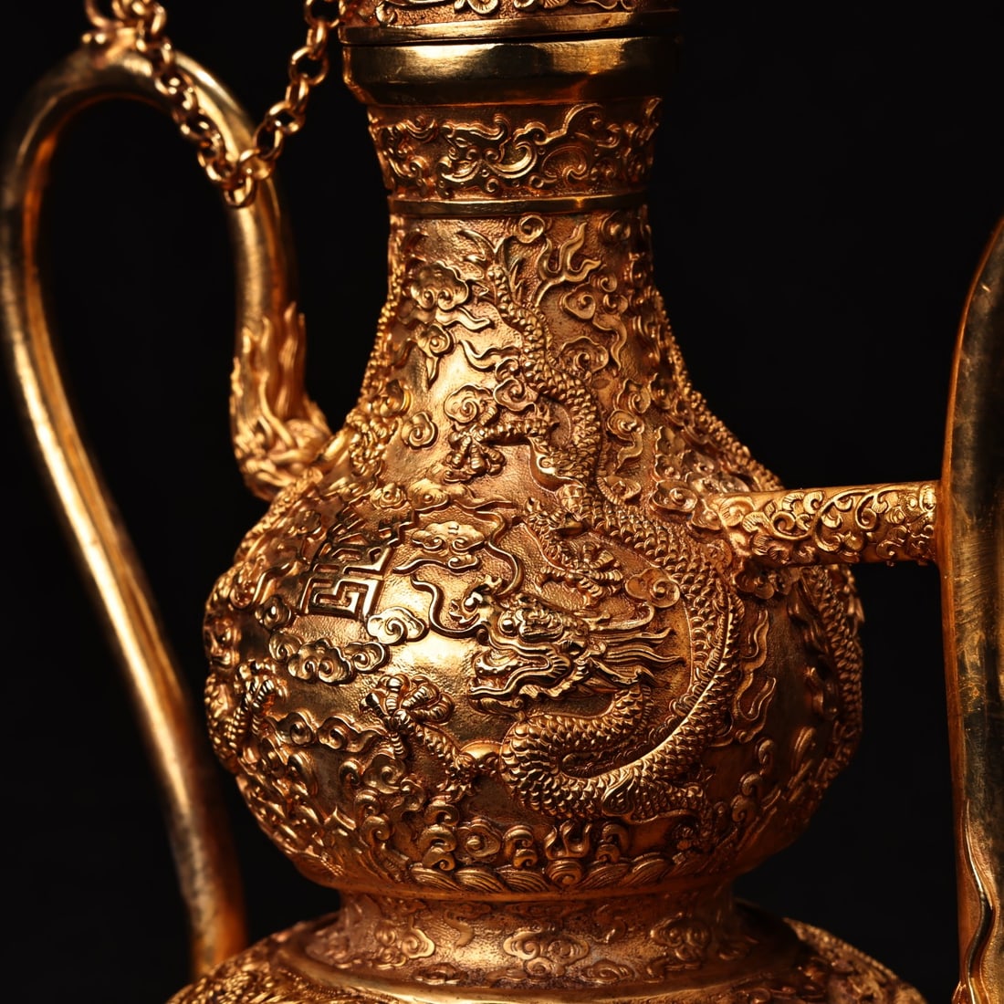 A Exquisite Gilt Bronze Dragon Pattern Ewer - 7