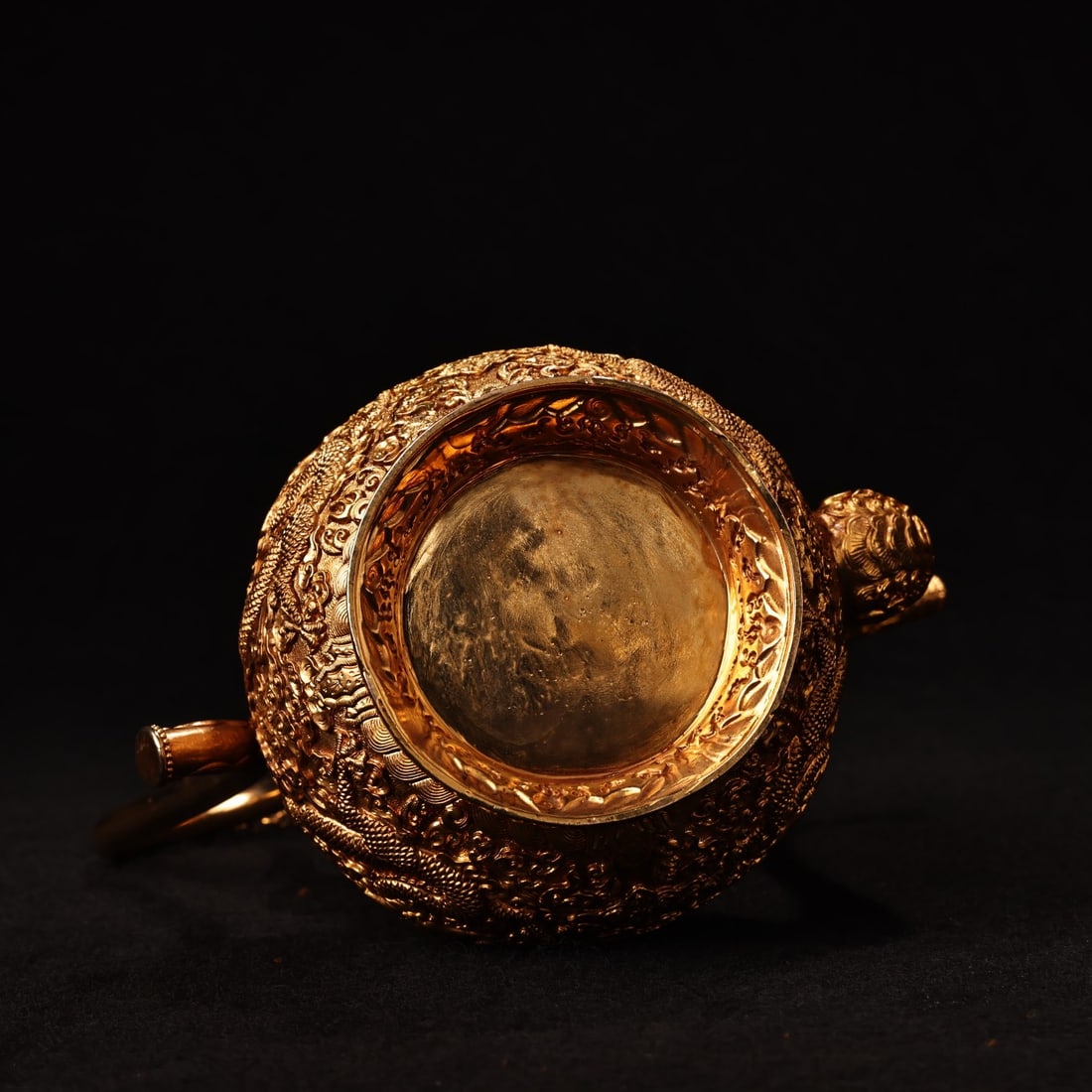 A Exquisite Gilt Bronze Dragon Pattern Ewer - 9