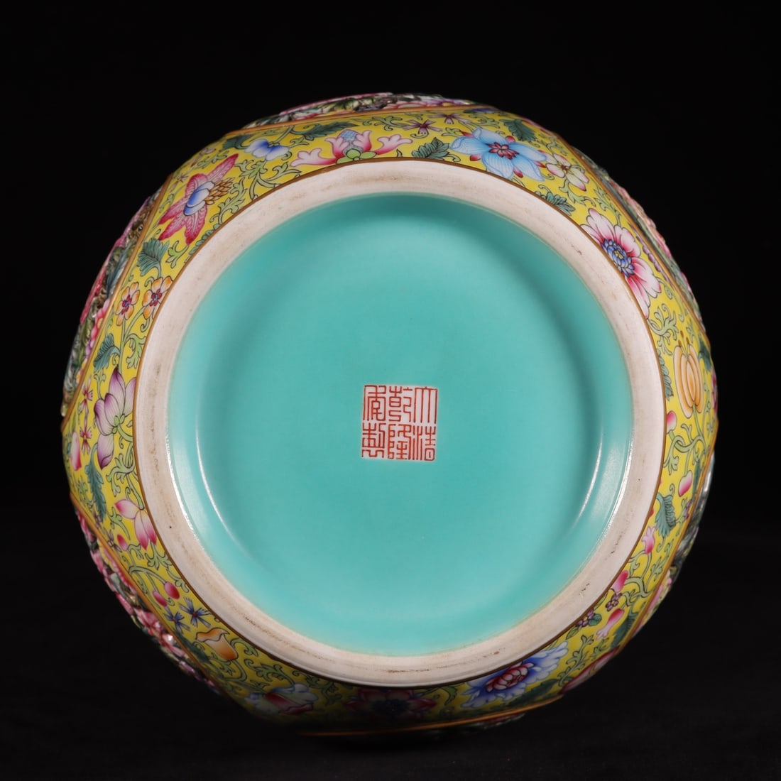 Enamel Yellow Ground Flower Pattern Vase - 7