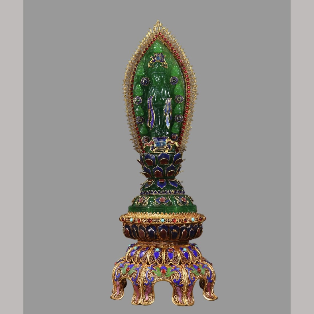 A Exquisite Filigree Gilt Inlaid Jadeite Buddha statue Ornament: A Exquisite Filigree Gilt Inlaid Jadeite Buddha statue Ornament,Qing Dynasty, China,Qianlong Four-character Mark,Size:15inx5.9inx5.9in,Weight:1635g