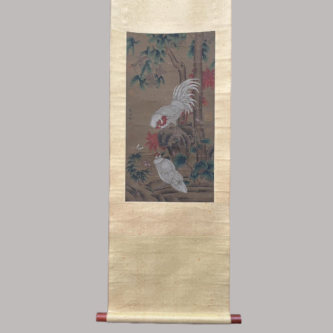 A Chinese Vertical Scroll Ink Painting of Flower and Bird on Silk: A Chinese Vertical Scroll Ink Painting of Flower and Bird on Silk,Song Dynasty, China,Zhao Chang,without frame size:13.4inx25.2in