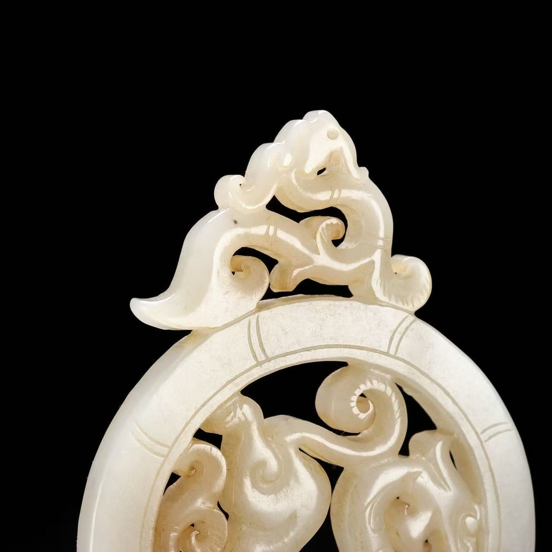A Exquisite Hotan Jade Dragon Pattern Bi - 6