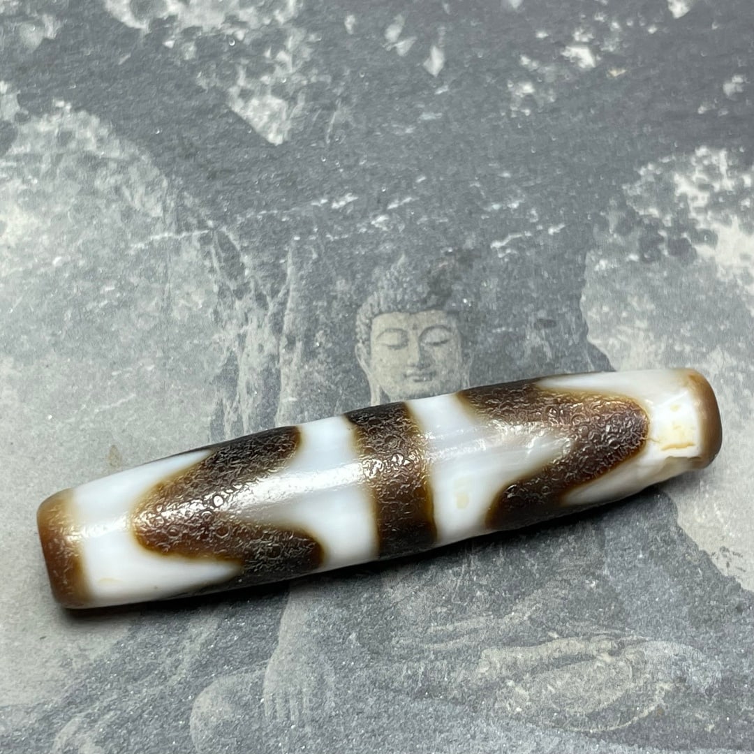 A Exquisite Tiger Tooth Dzi bead - 7