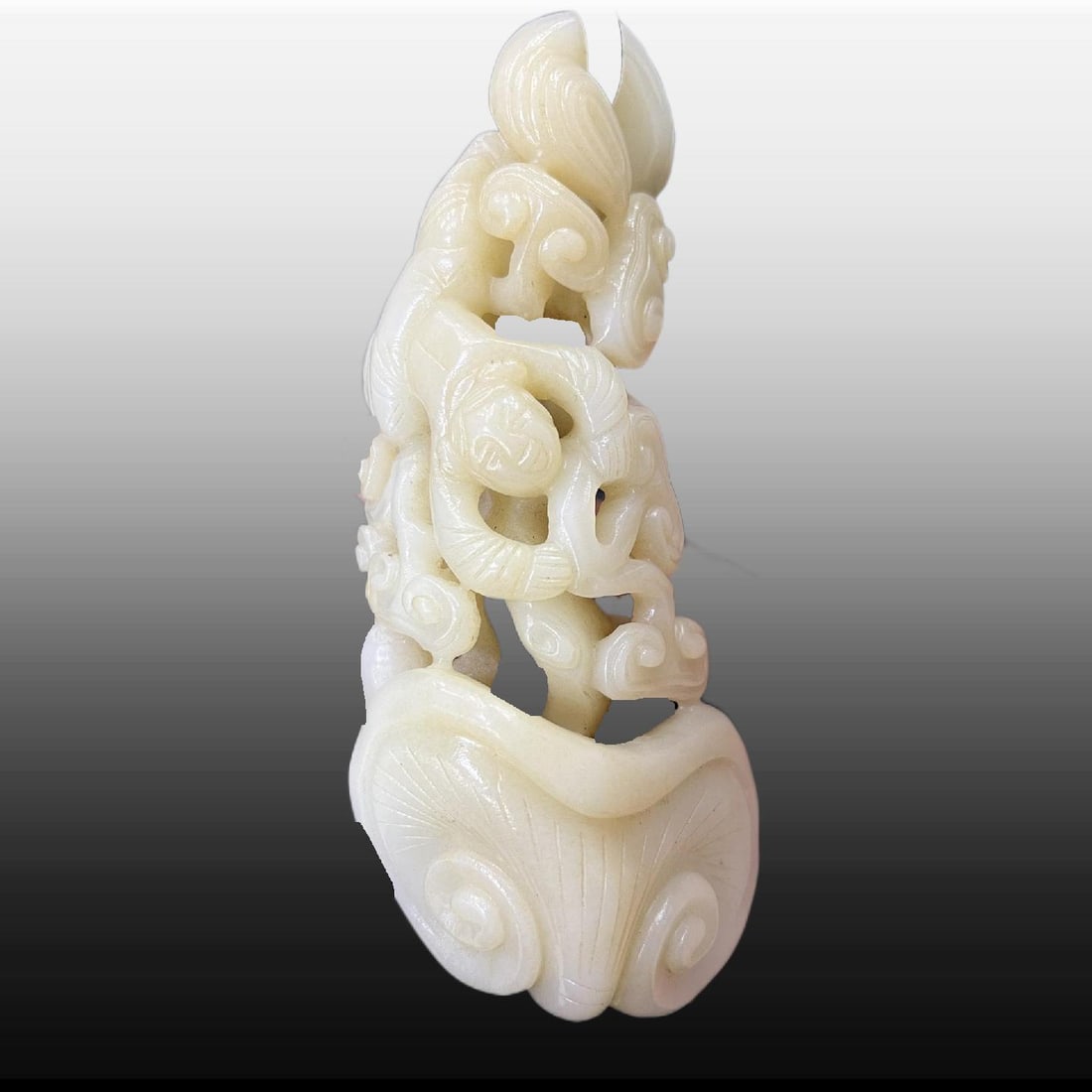 A Exquisite Hotan Jade Ruyi (1 of 8)