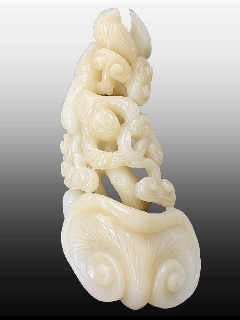 A Exquisite Hotan Jade Ruyi - 4
